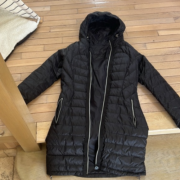 Lululemon light puffer jacket - Picture 1 of 13